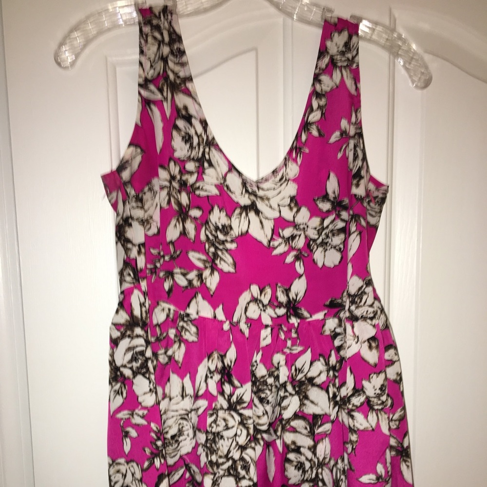 Pink sleeveless blouse